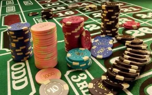live dealer baccarat and roulette tables in ta903 game lobby